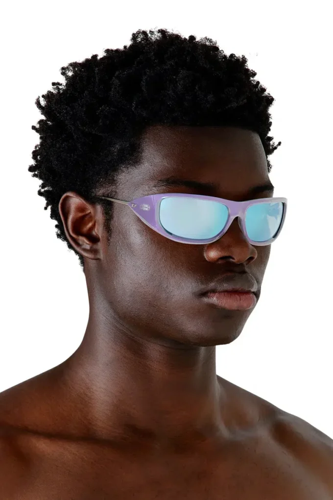 0dl3001 size 61 Wraparound style sunglasses