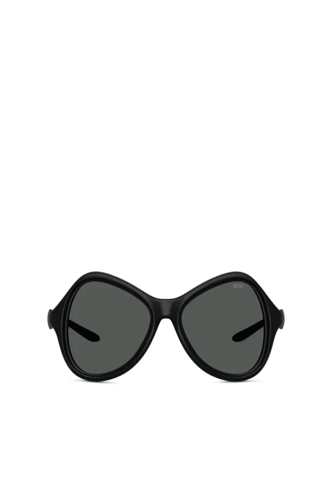 0dl3010u Cat-eye style sunglasses