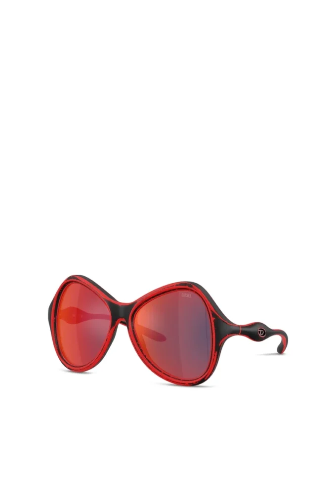 0dl3010u Cat-eye style sunglasses