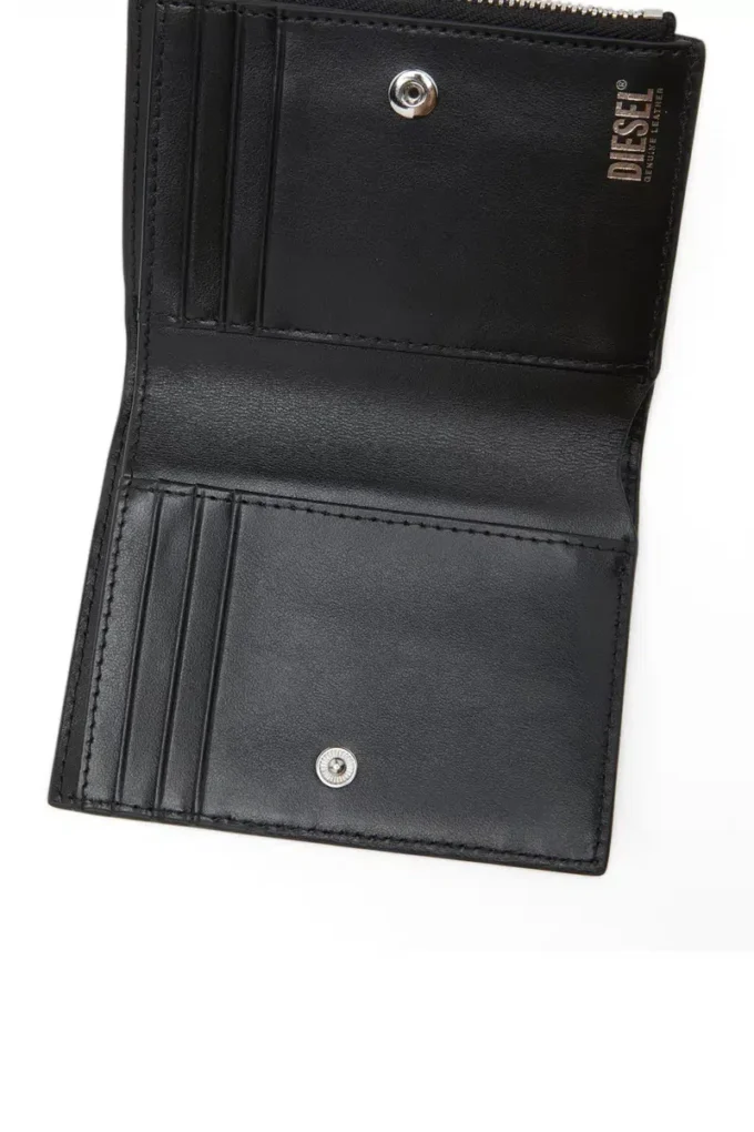 1dr bi-fold zip ii Small leather wallet with logo plaque