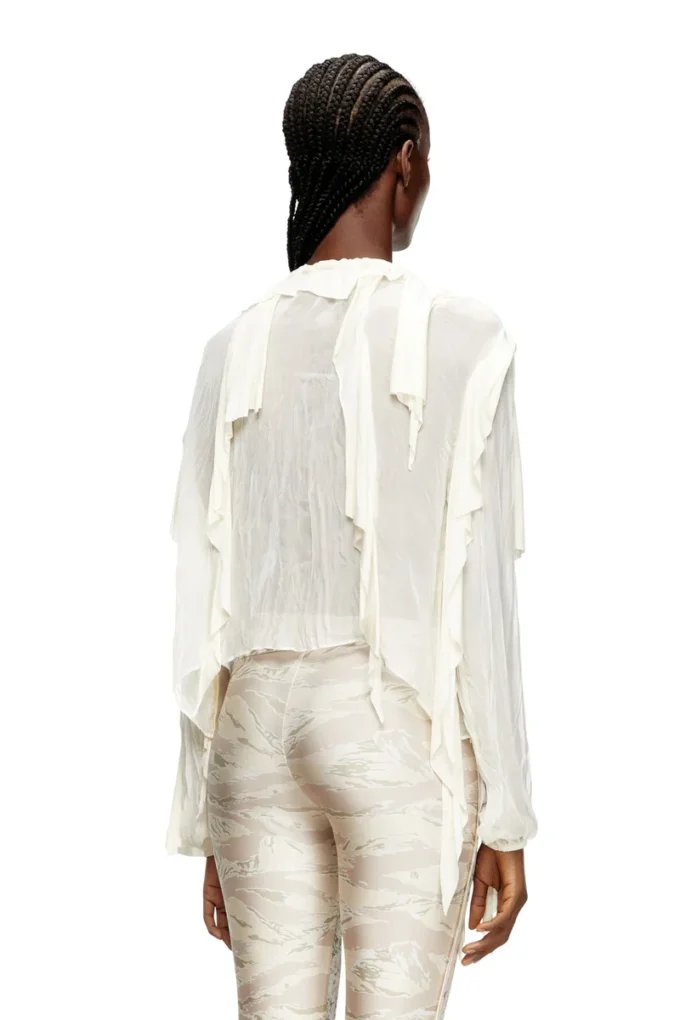 c-lassy Flounce blouse in crinkled muslin