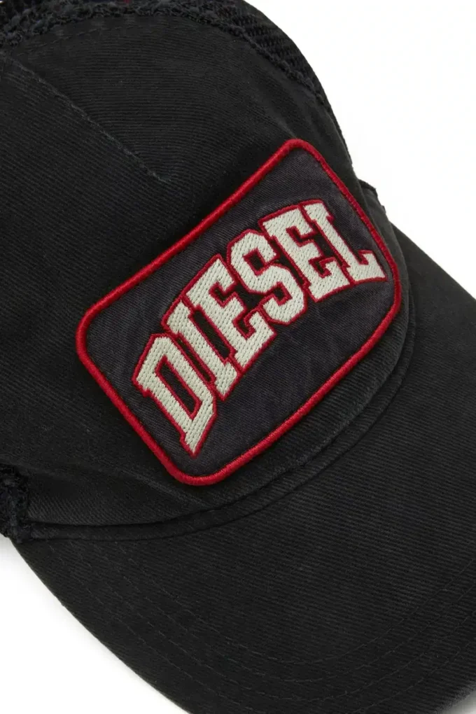 c-meshy Baseball cap with fishnet mesh