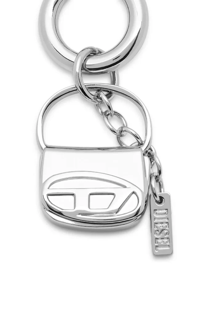 charm-1dr Metal charm with mini 1DR charm