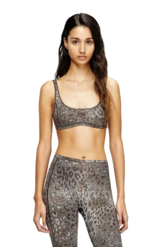 chelsea-utlt Leopard print nylon sports bra