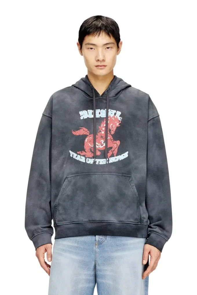cl-s-boxt-hood-horse Hoodie tie-dye with horse graphic print