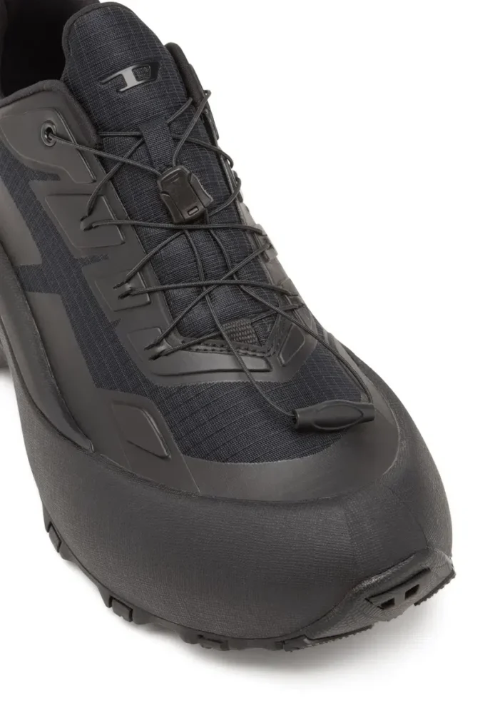 d-cage runner D-Cage Runner-Sneakers in TPU-trimmed ripstop