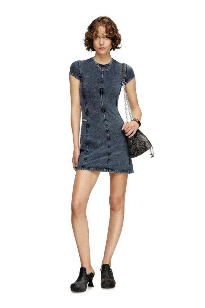 d-cupsleeves Mini dress in denim-look jersey
