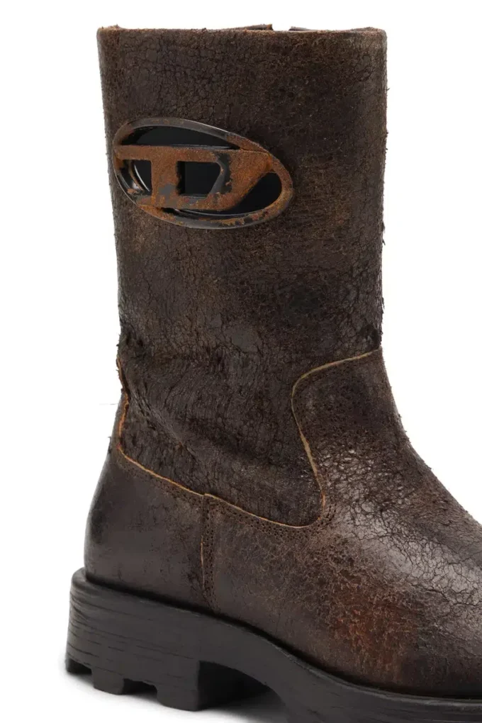 d-hammer bkr d w D-Hammer-Biker boots in distressed crackled suede