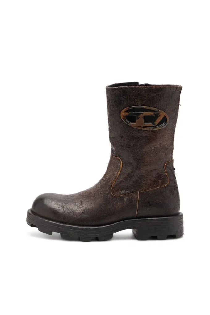 d-hammer bkr d w D-Hammer-Biker boots in distressed crackled suede