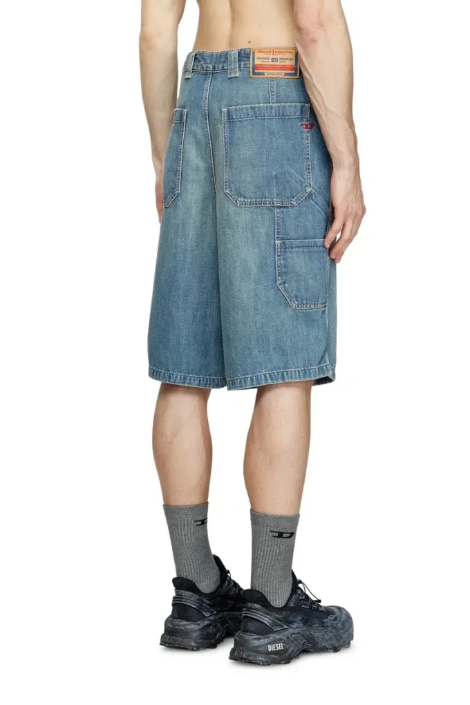 d-livery-w-short Utility-style denim shorts