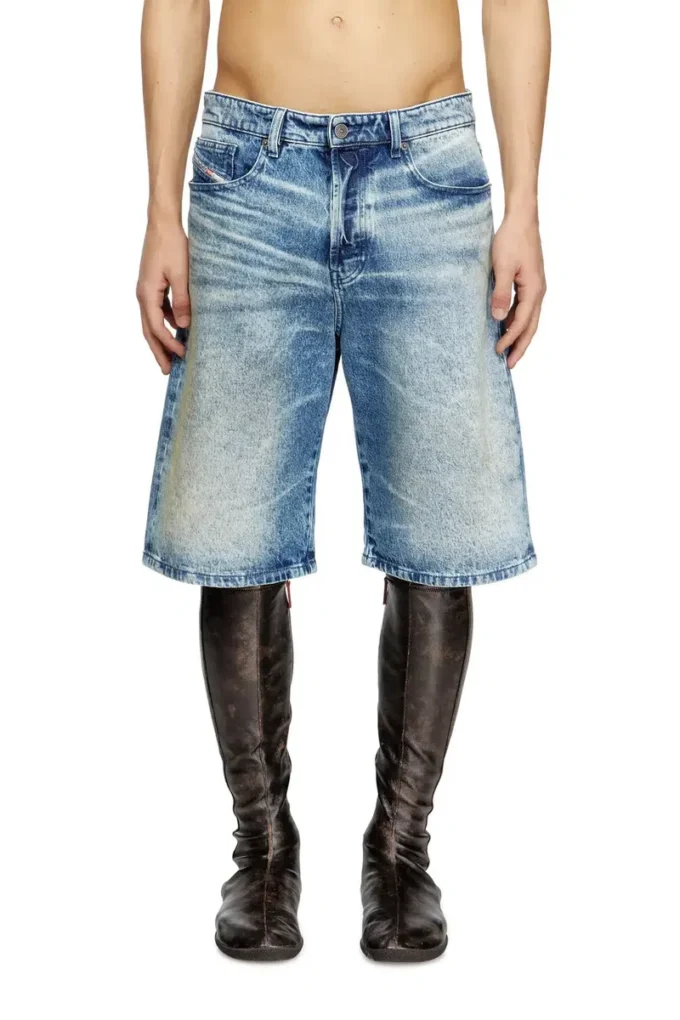 d-rixford-s Denim shorts with lyrics print