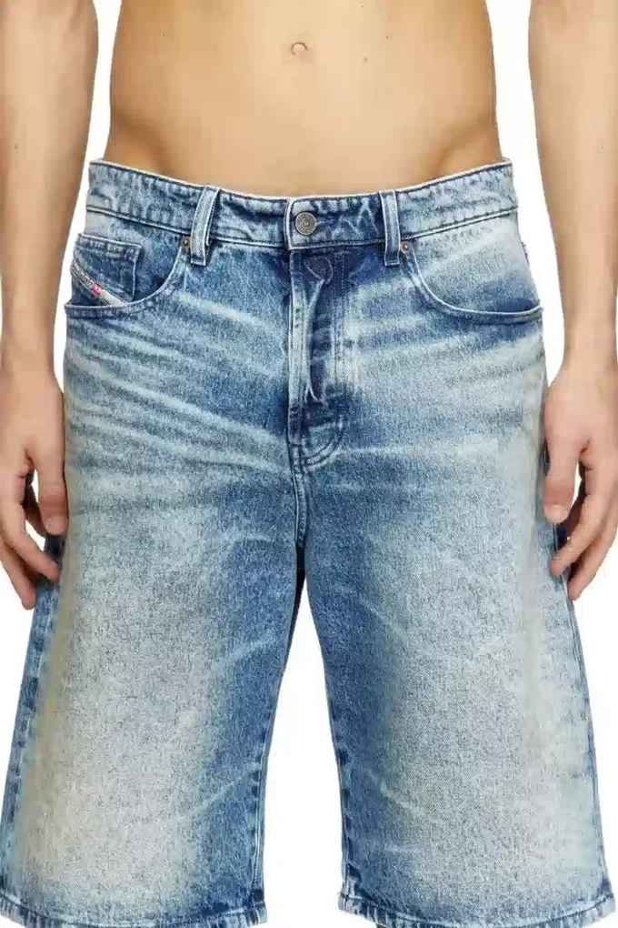 d-rixford-s Denim shorts with lyrics print