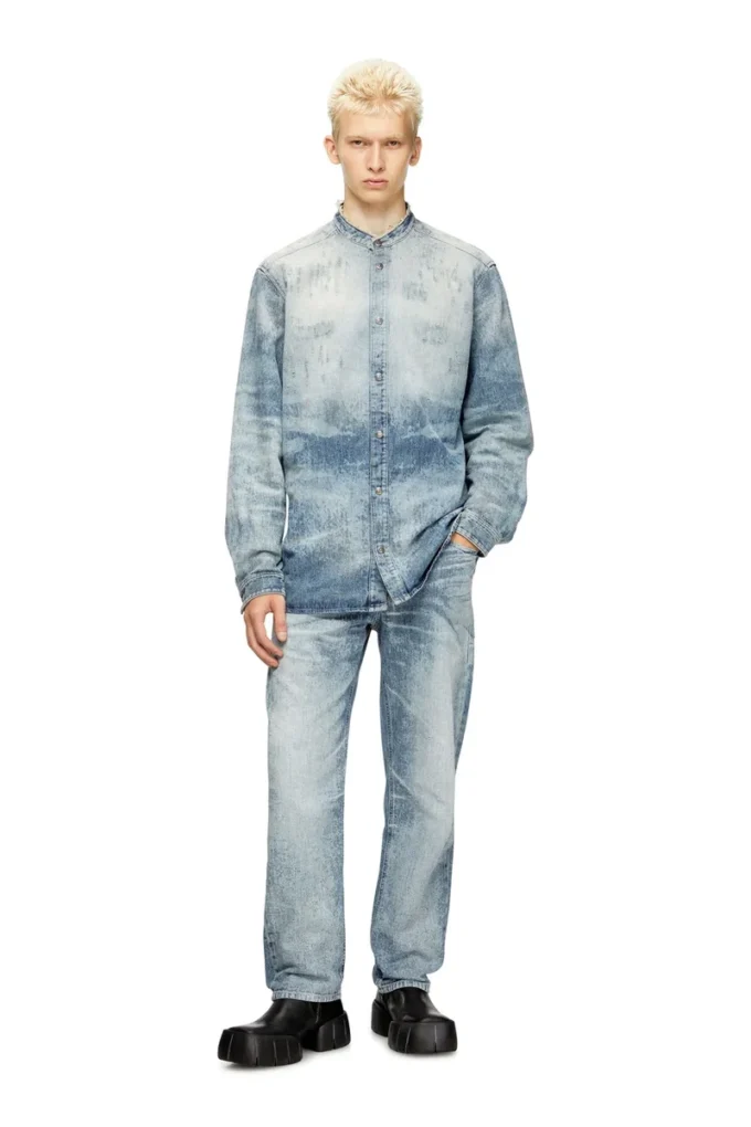 d-simp-fsh Shirt in distressed honeycomb denim