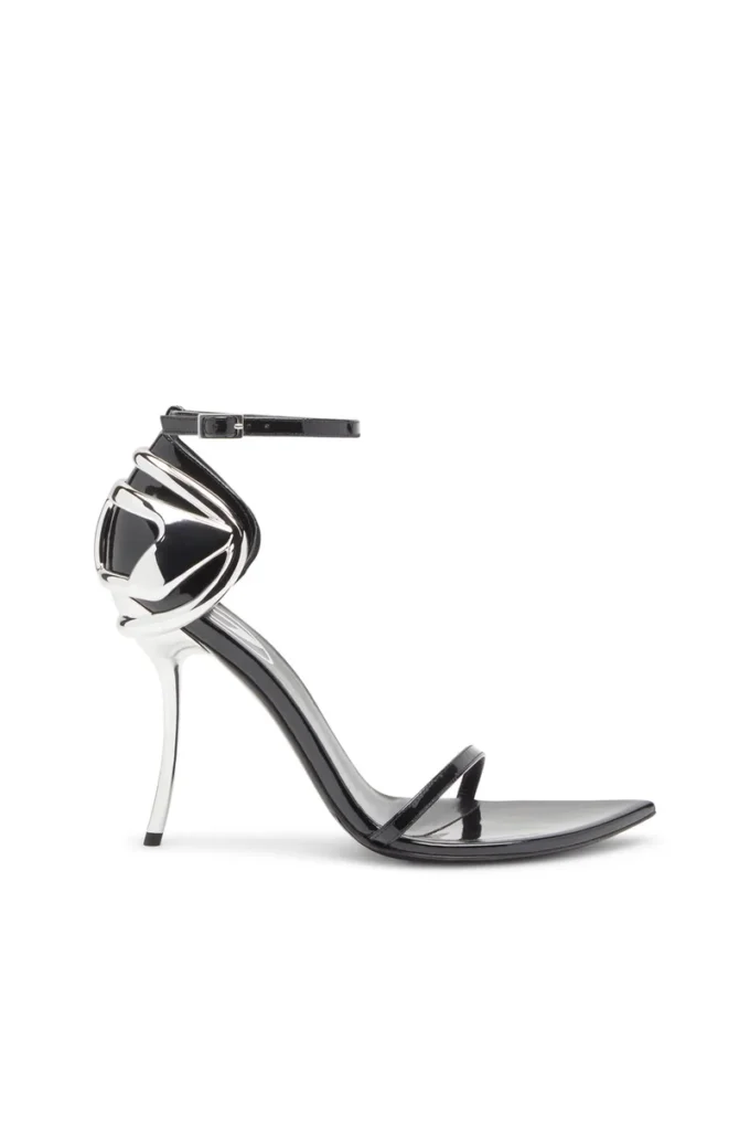 d-ten&half sandal D-Ten&Half-Stiletto sandals in patent leather and satin
