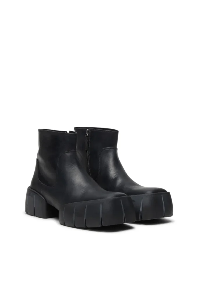 d-tex bt D-Tex-Oiled leather ankle boots with split sole
