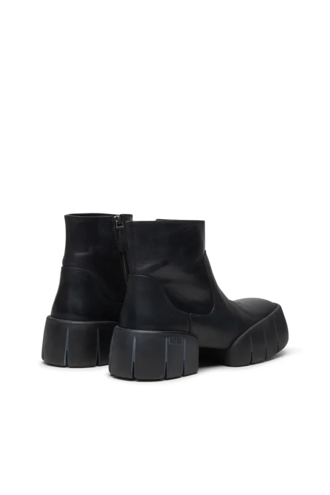 d-tex bt D-Tex-Oiled leather ankle boots with split sole