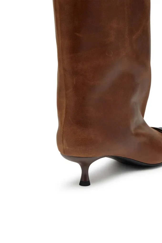d-venus 40 kb tube D-Venus-Knee-high boots in oiled leather
