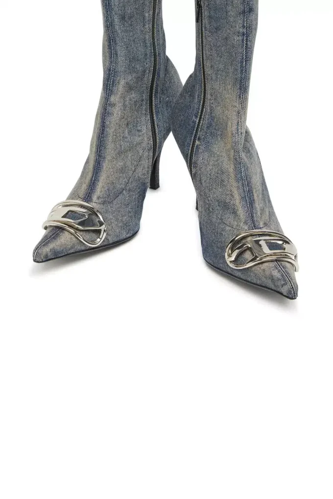 d-venus kb d D-Venus – Denim boots with logo plaque