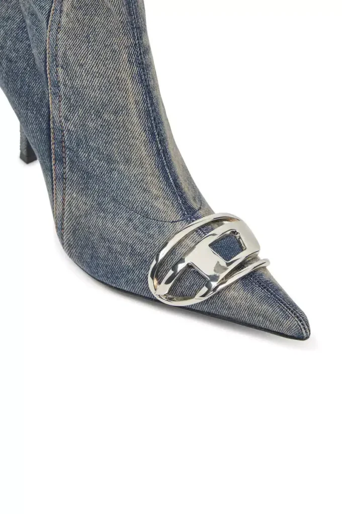 d-venus kb d D-Venus – Denim boots with logo plaque