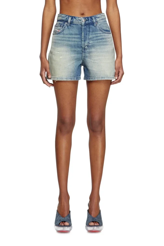 de-jiro Shorts in worn-effect denim