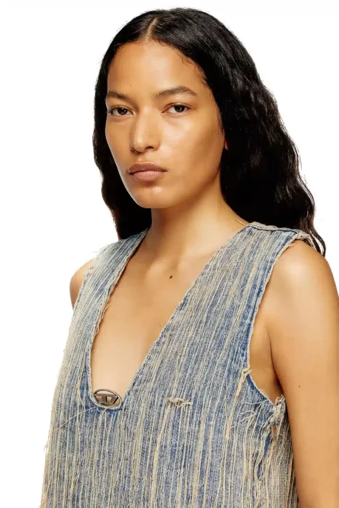 de-laris-dress-s2 Distressed effect denim dress