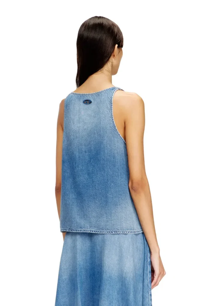 de-misy-s Top in lightweight stonewashed denim