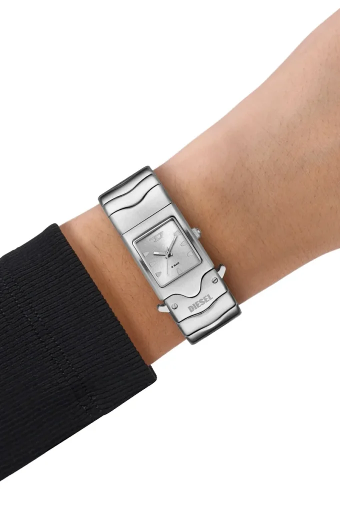 dz2222 Diesel Closer Three-Hand Stainless Steel Watch