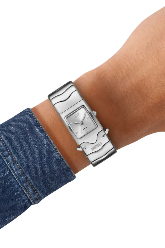 dz2222 Diesel Closer Three-Hand Stainless Steel Watch
