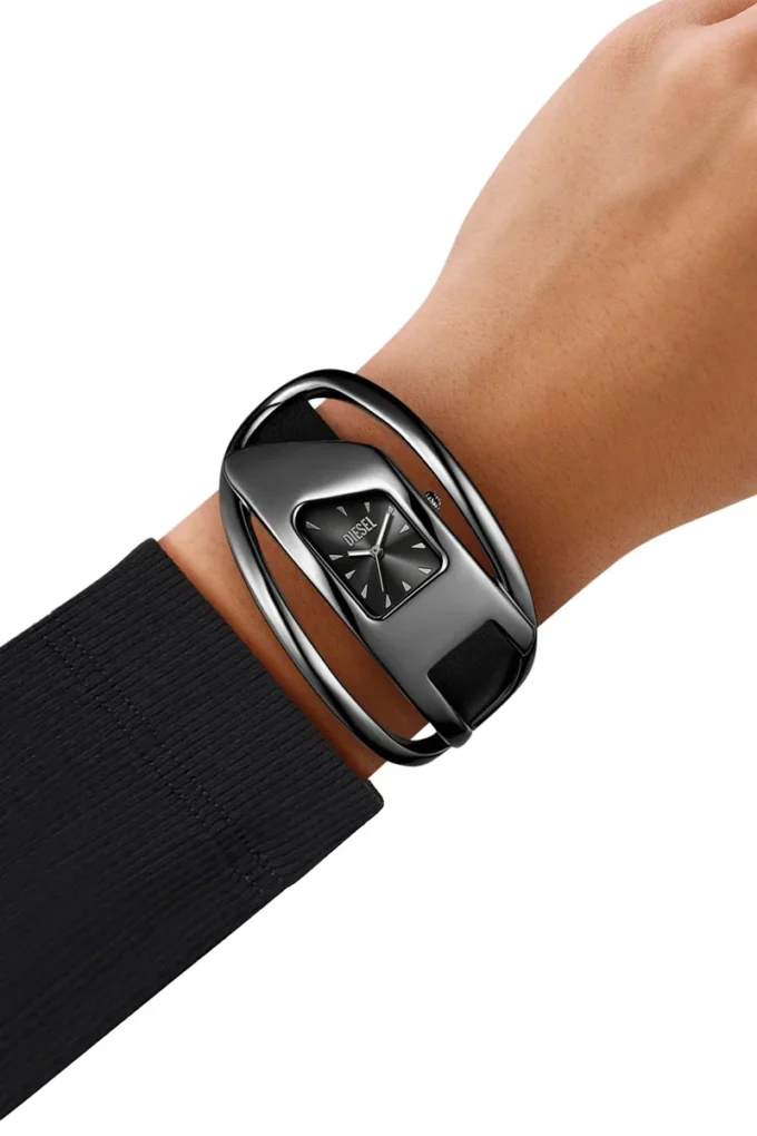 dz5629 watch Wrap-D black leather watch