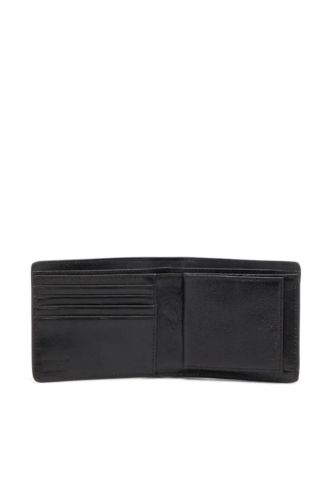 flag-d bi-fold coin s 3d Bi-fold leather wallet with embossed logo