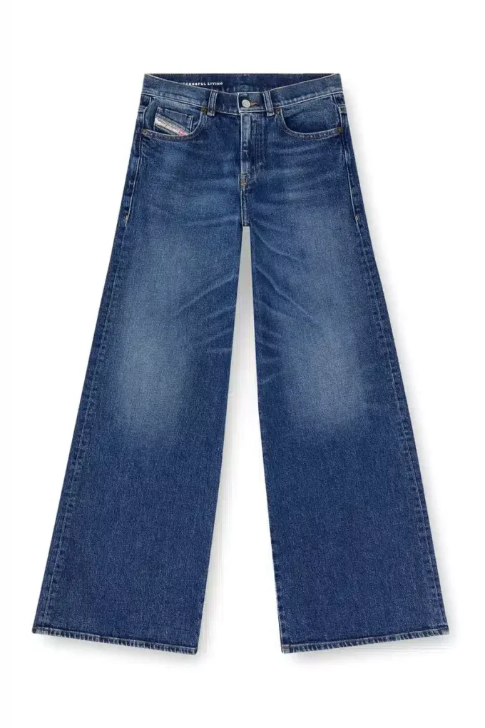 flare jeans 1978 d-akemi 09l21 Find nearest store