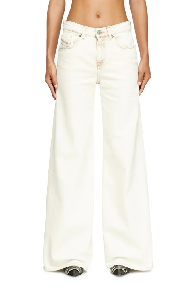 flare jeans 1978 d-akemi 09m70 Find nearest store