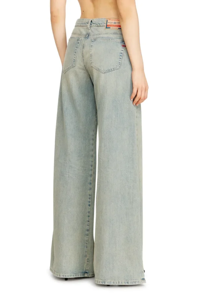 flare jeans 1978 d-akemi 09n33 Find nearest store