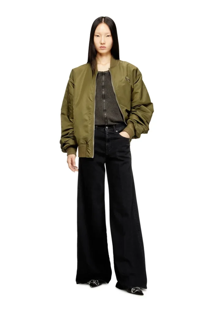 flare jeans 1978 d-akemi 09n89 Find nearest store