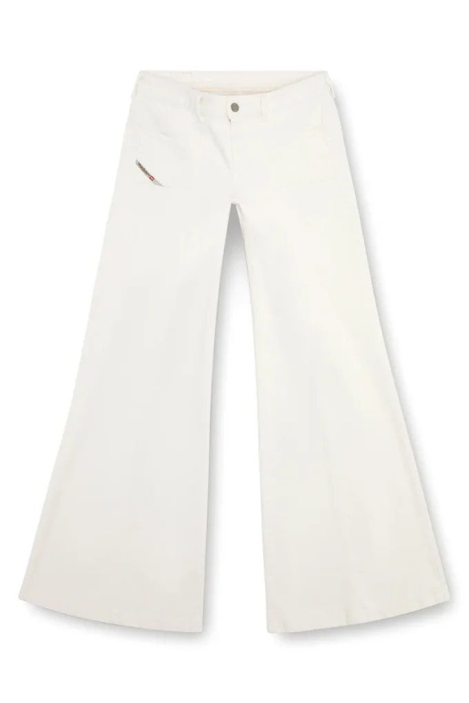 flare jeans d-akii 09j68 Find nearest store