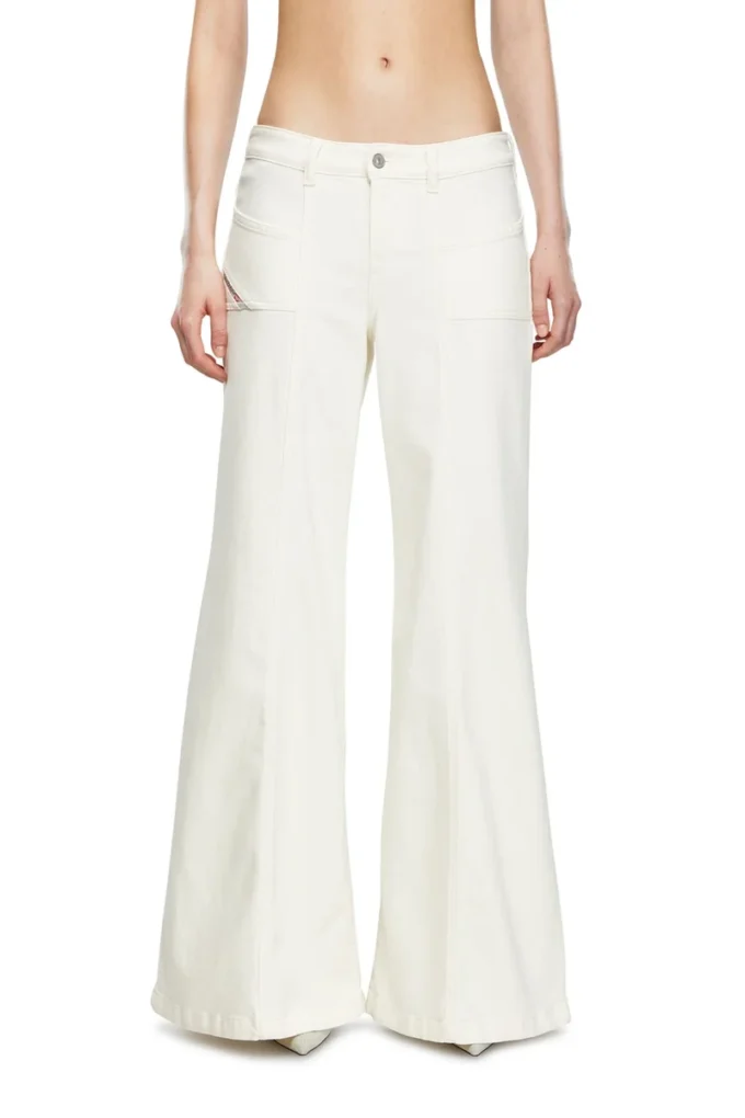 flare jeans d-akii 09j68 Find nearest store