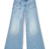 flare jeans d-akii 0clba Find nearest store