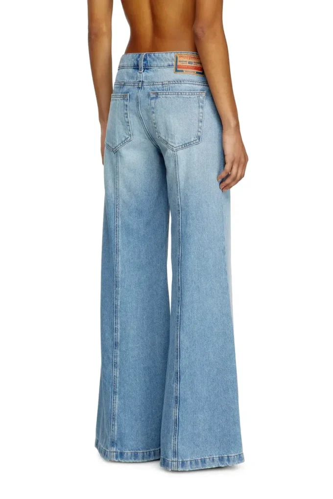 flare jeans d-akii 0clba Find nearest store