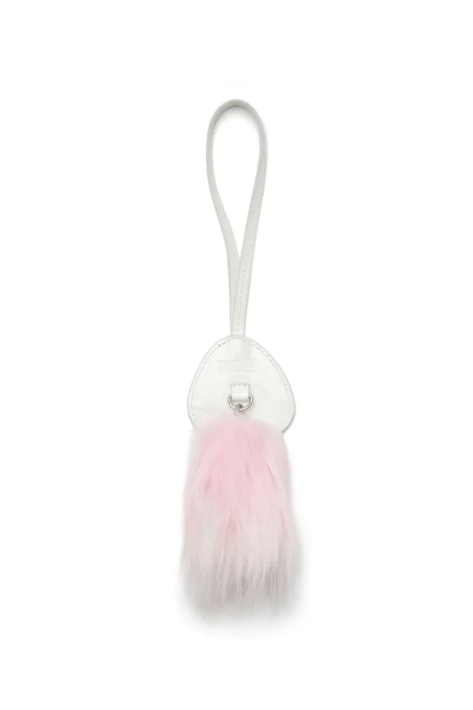 fur charms i Find nearest store