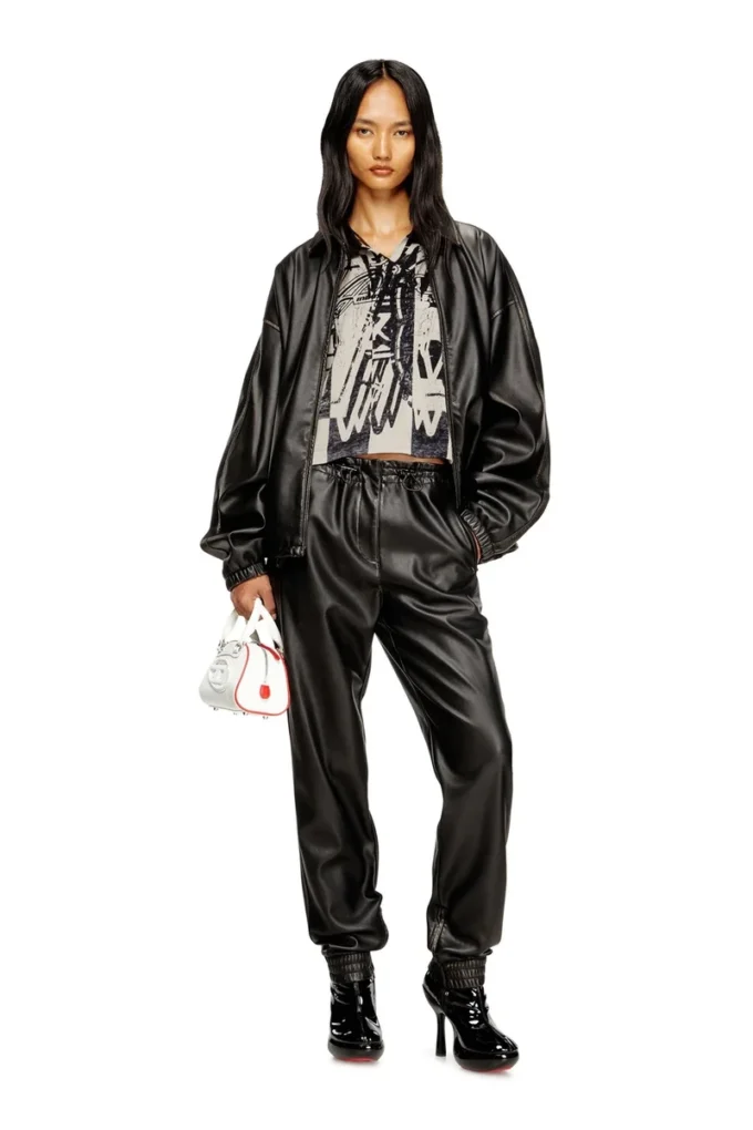 j-ake Jacket in treated technical fabric