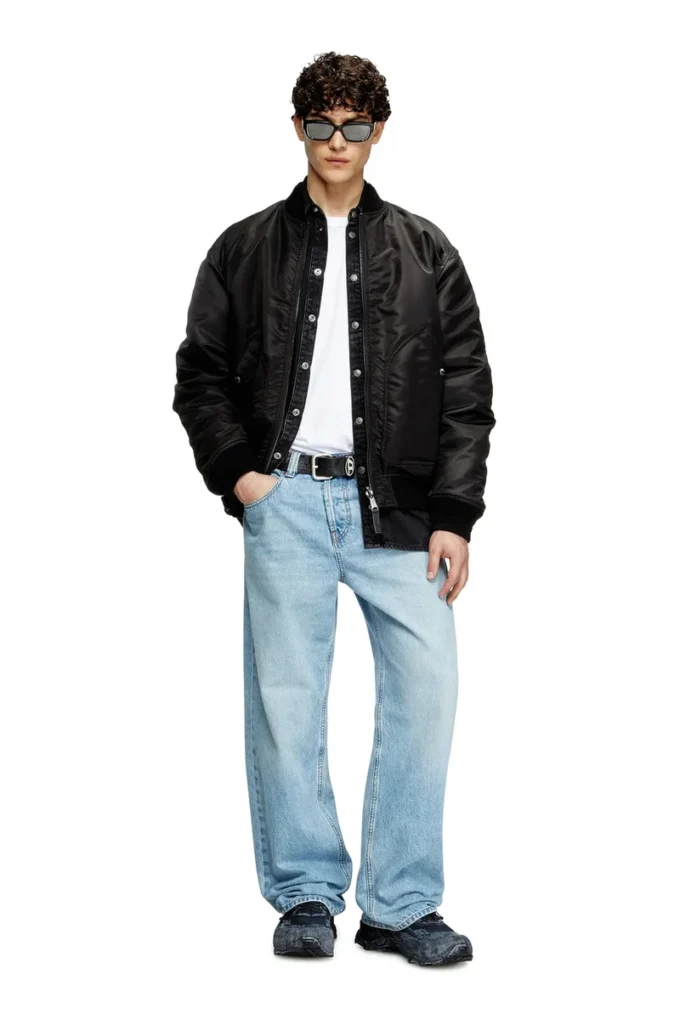 j-held Bomber in padded nylon with Oval D