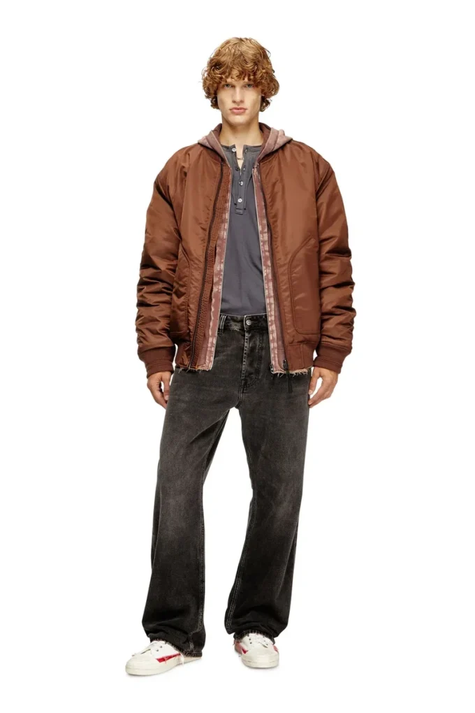 j-held Bomber in padded nylon with Oval D