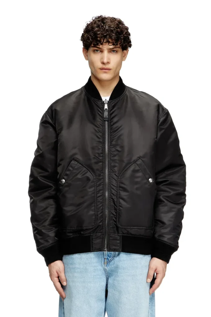 j-held Bomber in padded nylon with Oval D