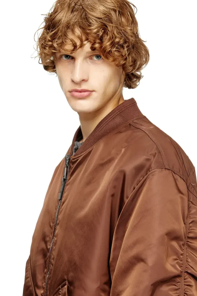 j-held Bomber in padded nylon with Oval D