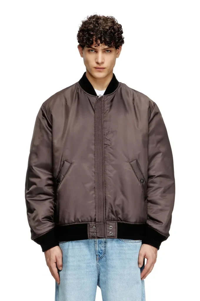 j-held Bomber in padded nylon with Oval D