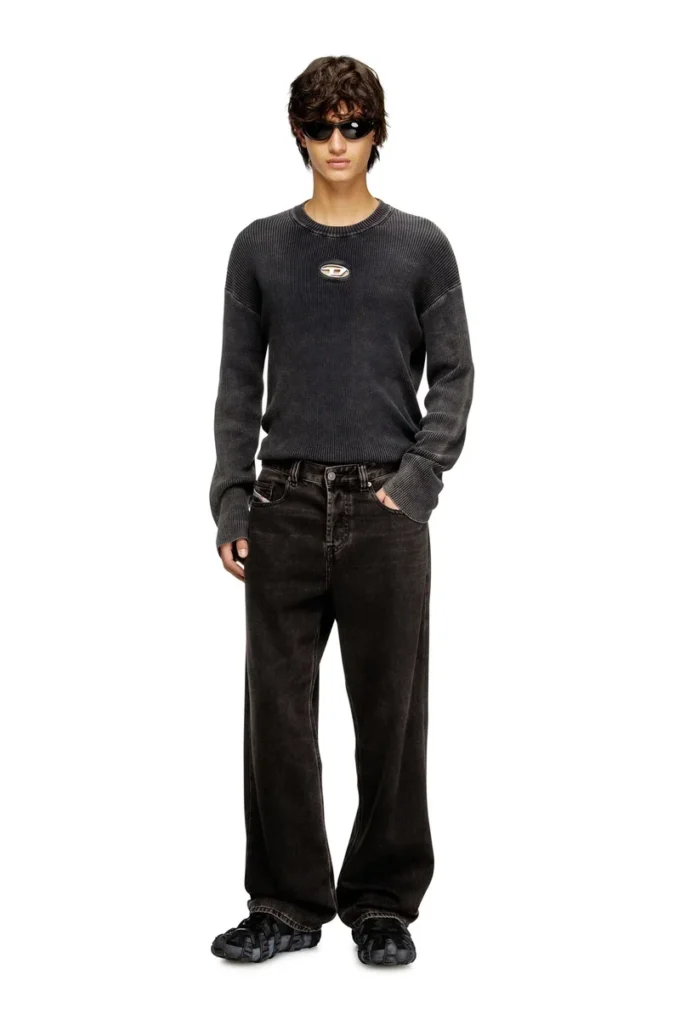 k-darren-d Cut-out ribbed jumper with Oval D plaque