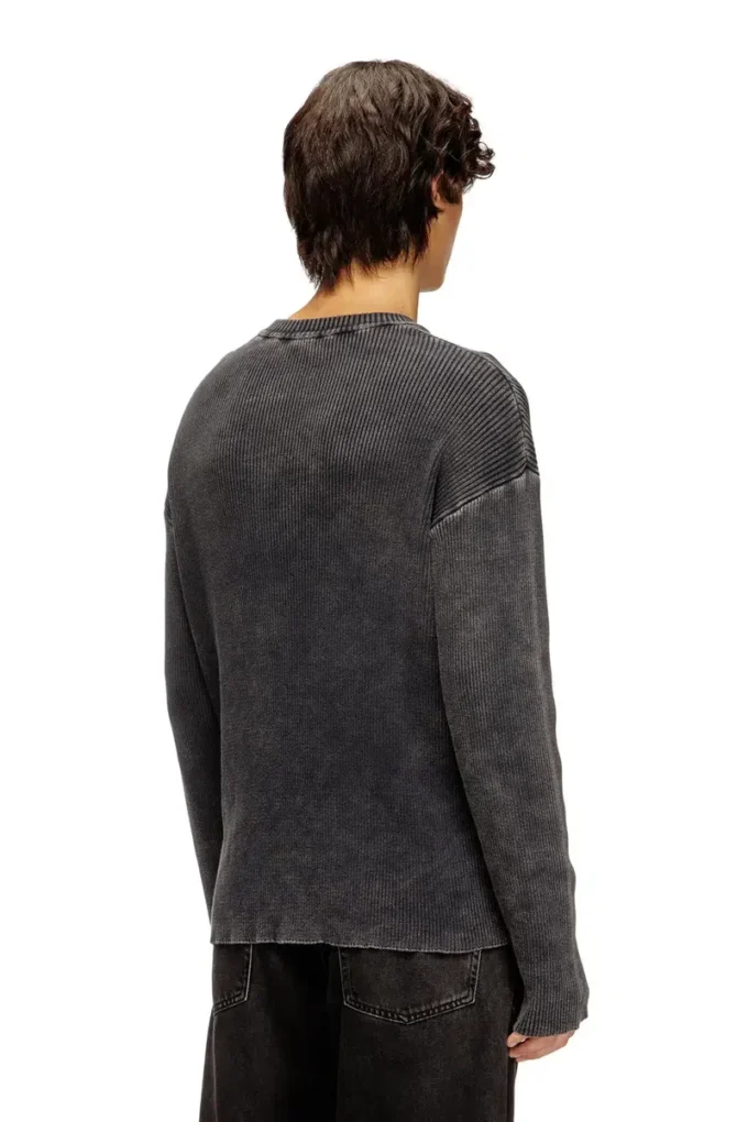 k-darren-d Cut-out ribbed jumper with Oval D plaque