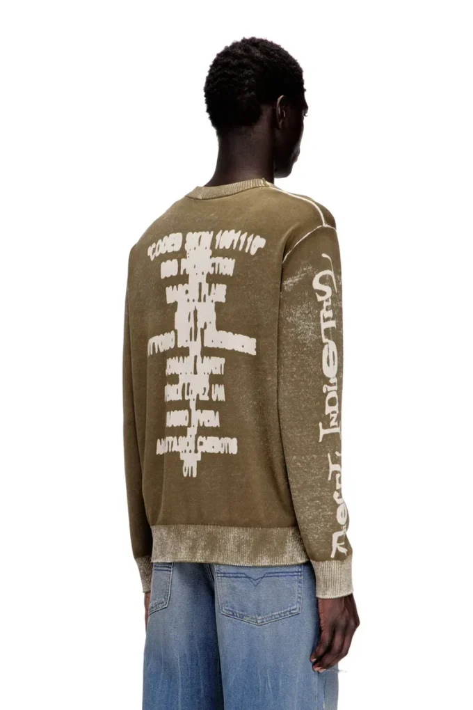 k-yorki Faded reverse-print jumper with lettering