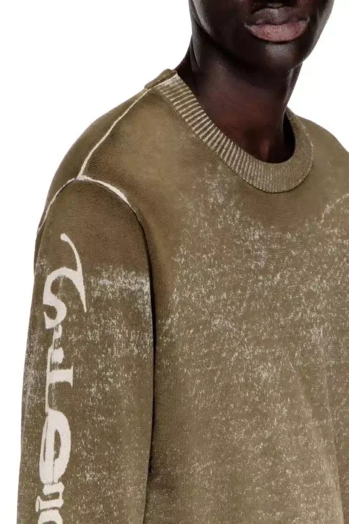k-yorki Faded reverse-print jumper with lettering
