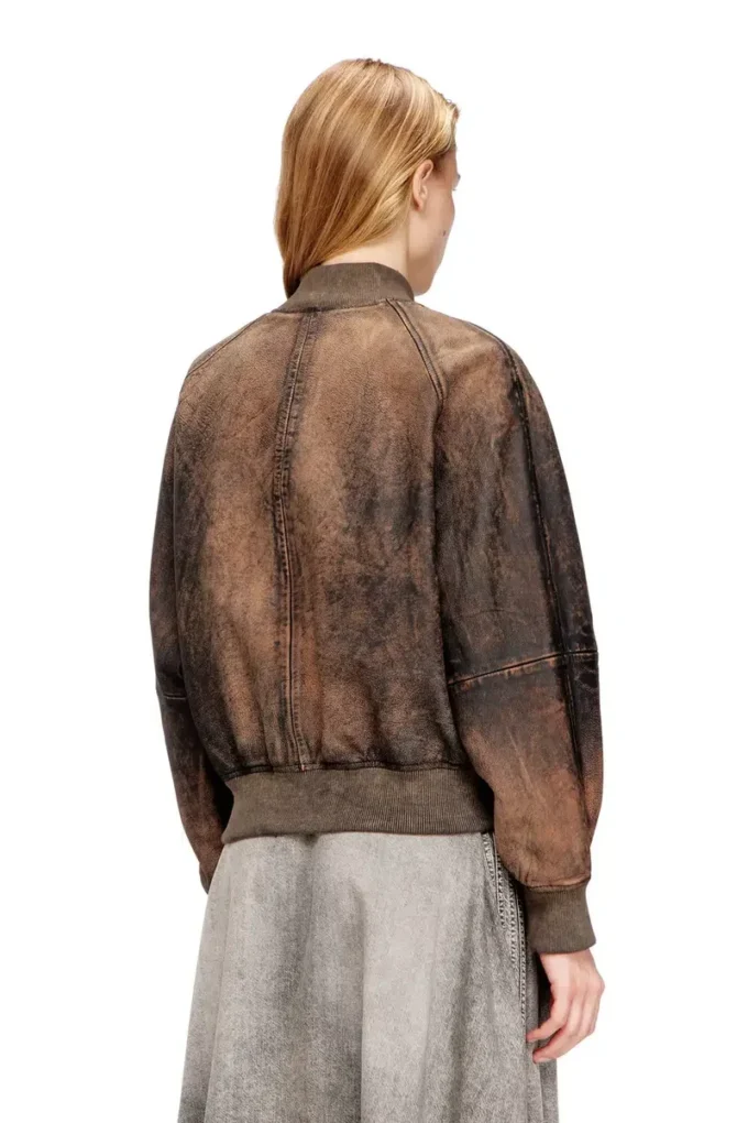 l-cobb-fem Bomber jacket in distressed leather